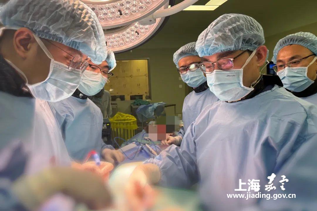 18af6f4d7f7f48108e81c4e667628995.jpg 18af6f4d7f7f48108e81c4e667628995.jpg