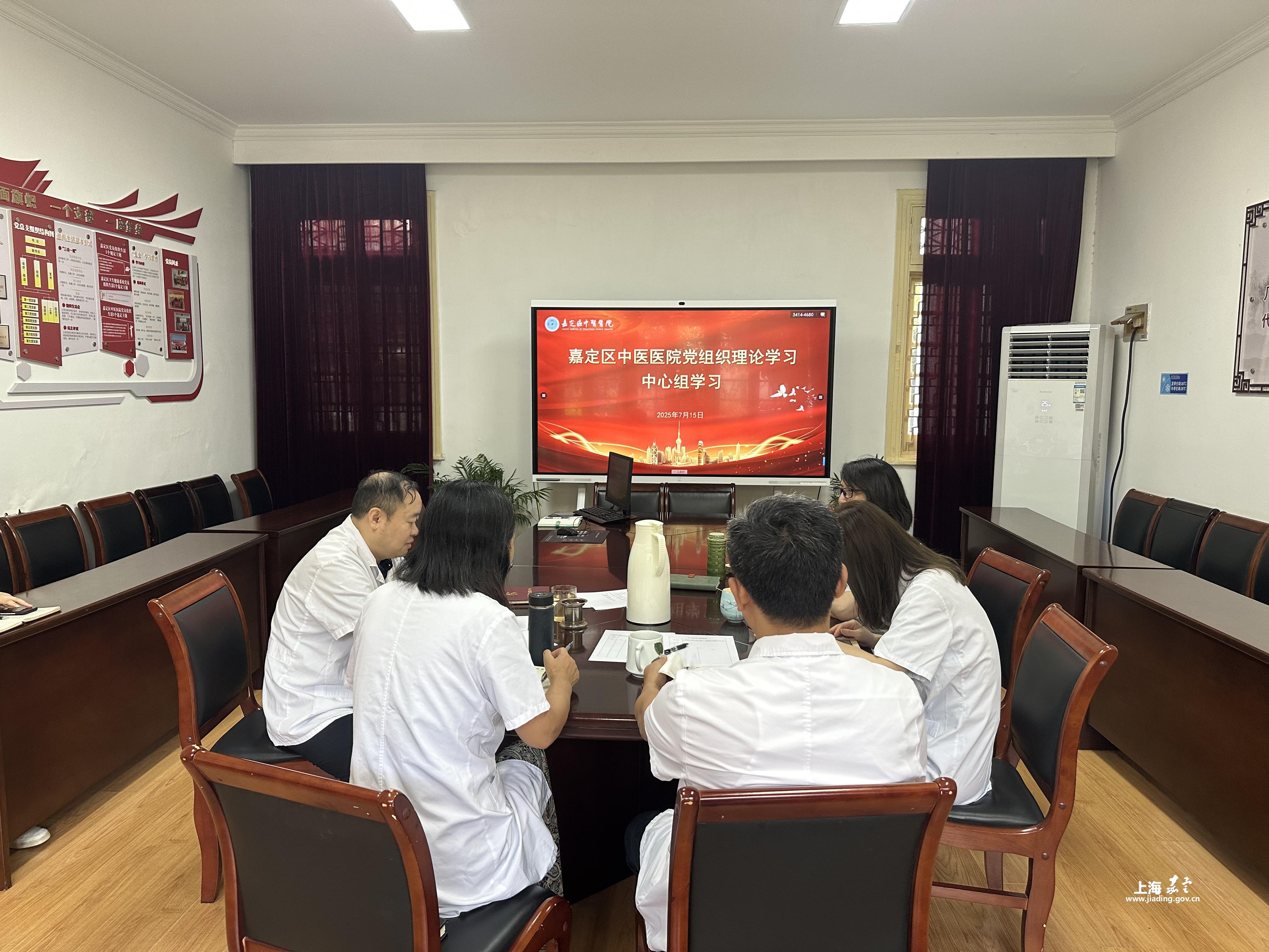 ce12afcad72346839f697775a9c63dbb.jpg